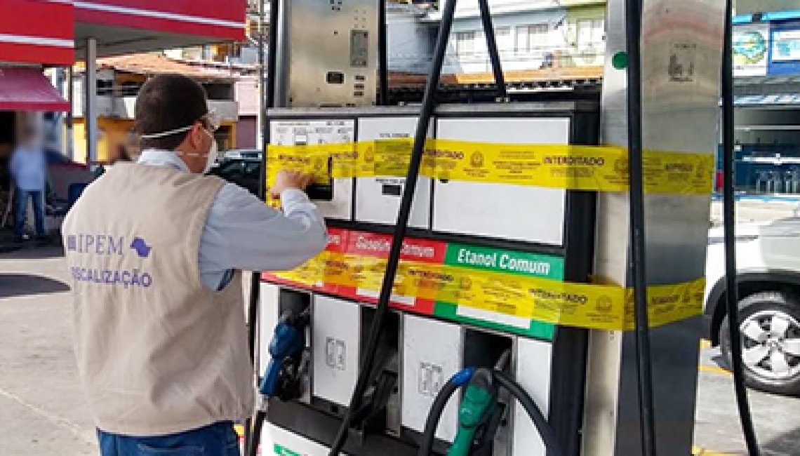 Ipem-SP fiscaliza postos de combustíveis durante Operação Olhos de Lince
