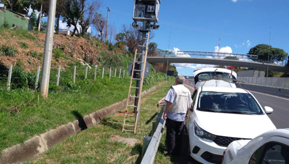 Ipem-SP verifica radar na rodovia SP 294, em Marília 