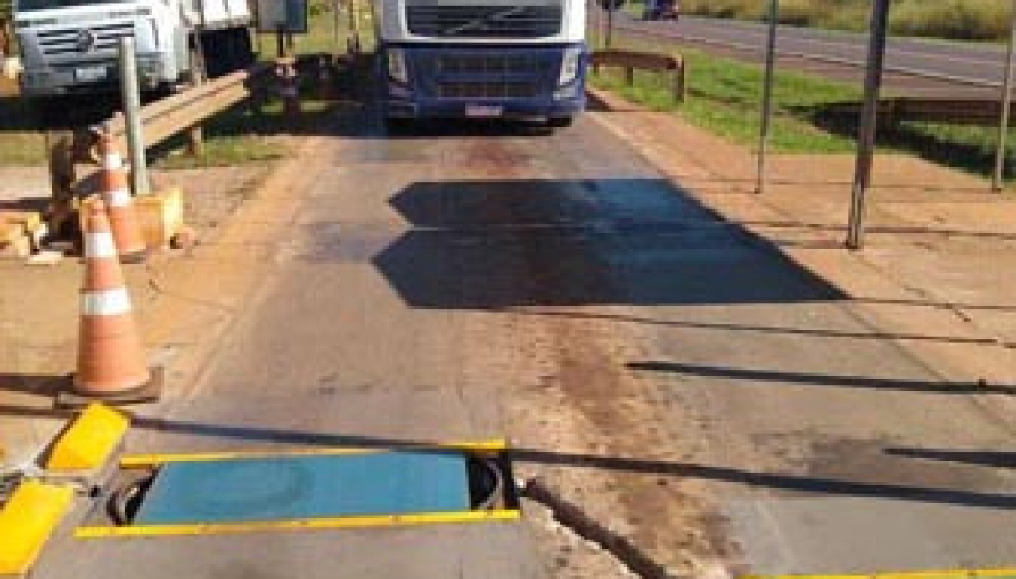 Ipem-SP verifica balança dinâmica na rodovia SP 253, em Luiz Antônio