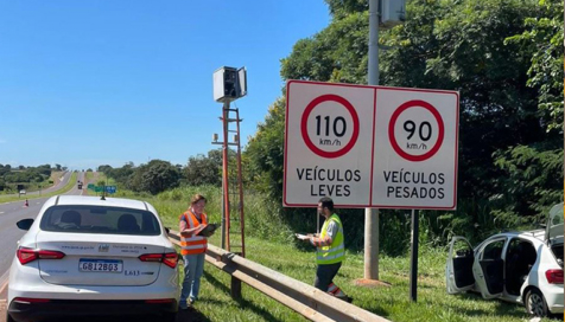 Ipem-SP verifica radar na rodovia SP 322, em Pitangueiras