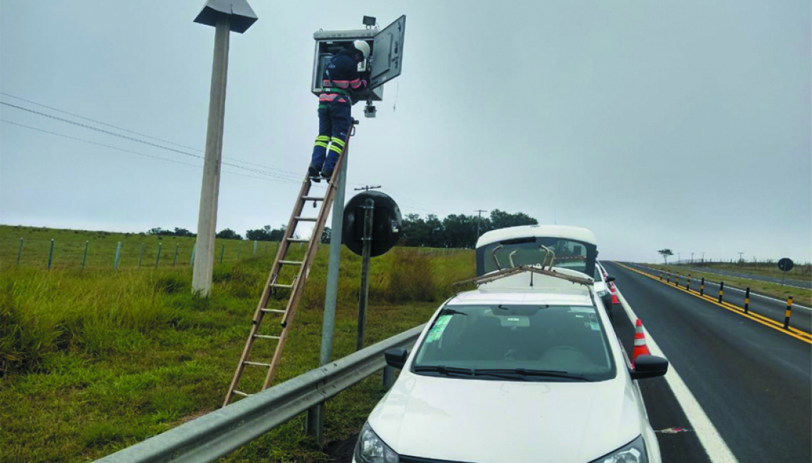 Ipem-SP verifica radar na rodovia SP 333, em Echaporã