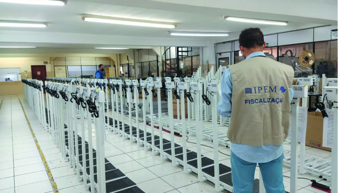 Ipem-SP verifica balanças no fabricante em Araçatuba