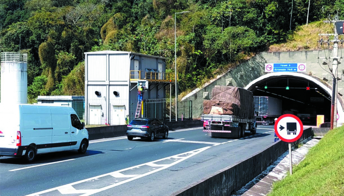 Ipem-SP verifica radares na rodovia Régis Bittencourt, em Miracatu