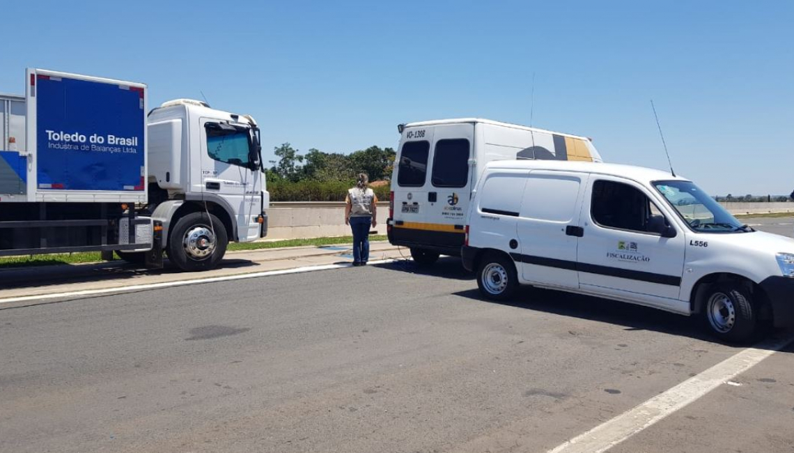 Ipem-SP verifica balança dinâmica na Rodovia SP 127 entre os municípios de Tatuí e Cerquilho