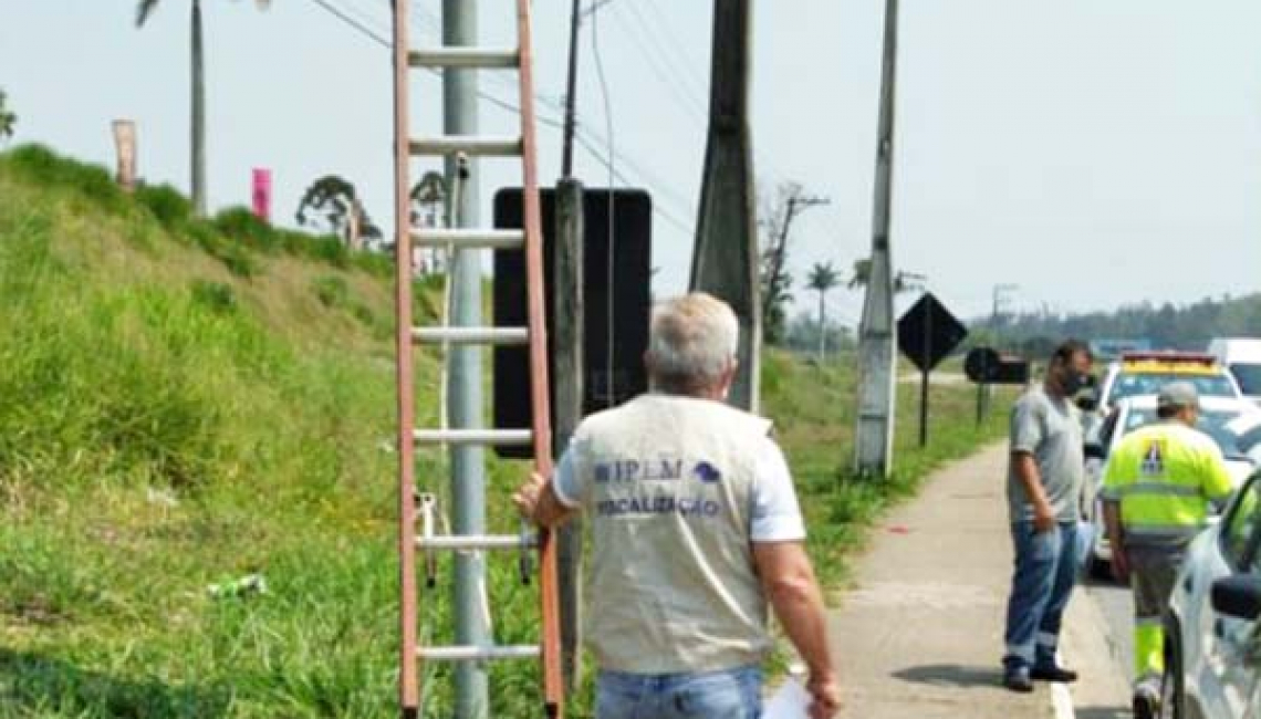 Ipem-SP verifica radar em Mogi das Cruzes