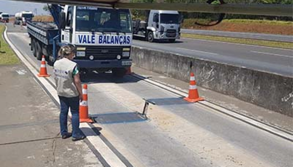 Ipem-SP verifica balança dinâmica na Rodovia dos Bandeirantes (SP 348) em Hortolândia
