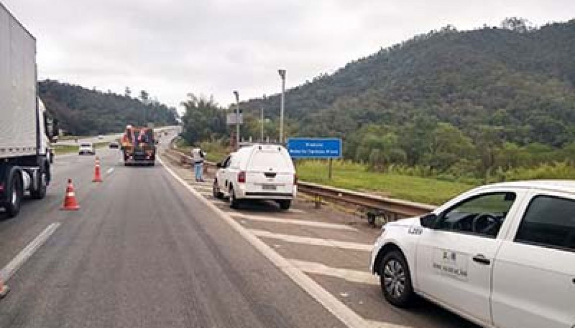 Ipem-SP verifica radar na Rodovia Presidente Castelo Branco em Araçariguama