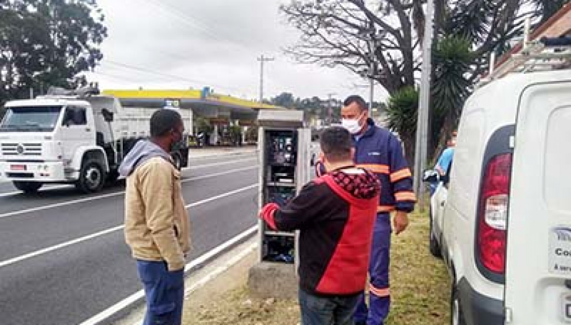 Ipem-SP verifica radares na Avenida Jacu Pêssego, região leste da capital