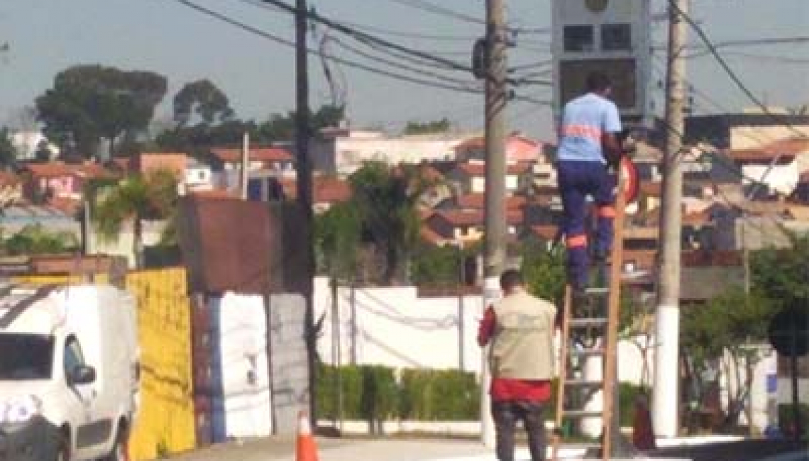 Ipem-SP verifica radar na Avenida Vila Ema, zona leste da capital