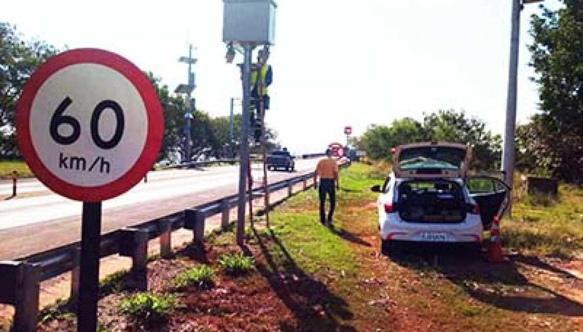 Ipem-SP verifica radares na Rodovia SP 333, em Pongaí