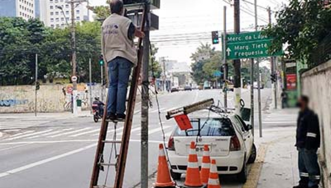 Ipem-SP valida radar na Rua Jeroaquara, zona oeste da capital