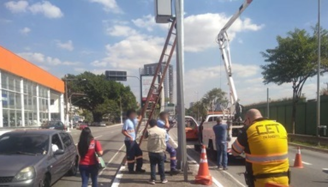 Ipem-SP valida radares na Avenida Antônio Estevão de Carvalho, zona leste da capital