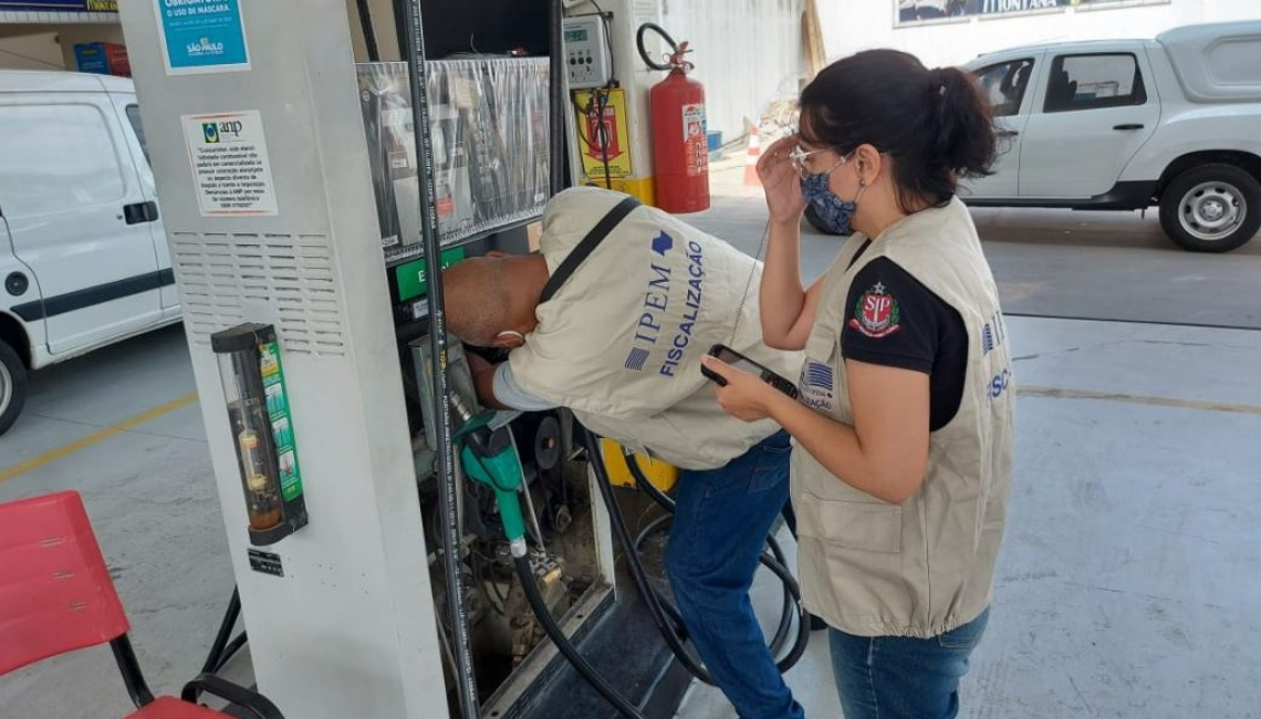 Em Registro e Cajati, Ipem-SP realiza Operação Olhos de Lince de combate às fraudes em postos de combustíveis
