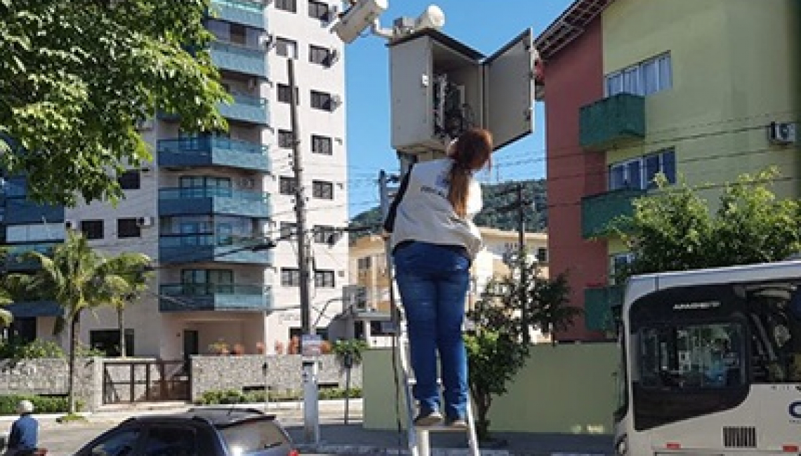 Ipem-SP valida radares no Guarujá