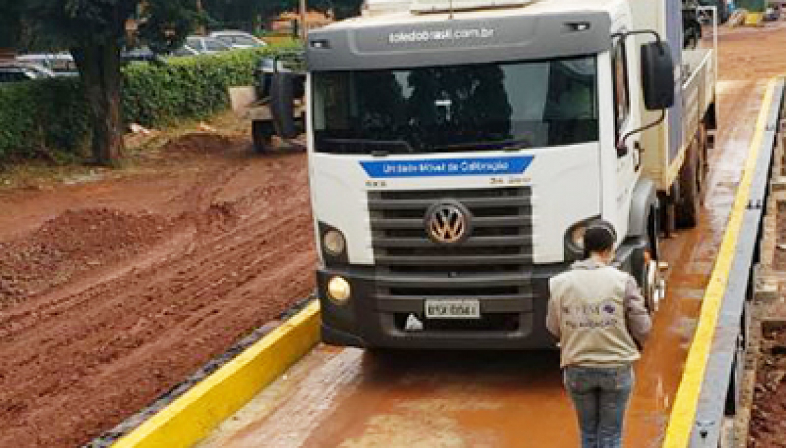 Ipem-SP faz verificação inicial em balança rodoviária na região de Ribeirão Preto