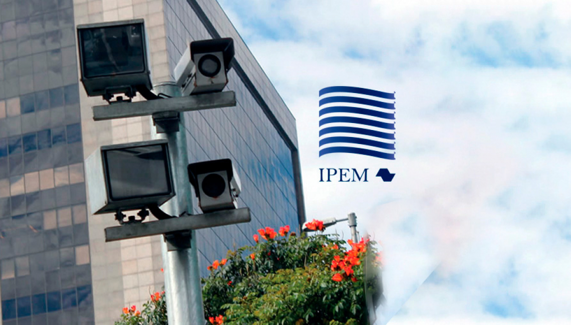 Ipem-SP verifica radar na Avenida Olavo Fontoura, zona leste da capital  