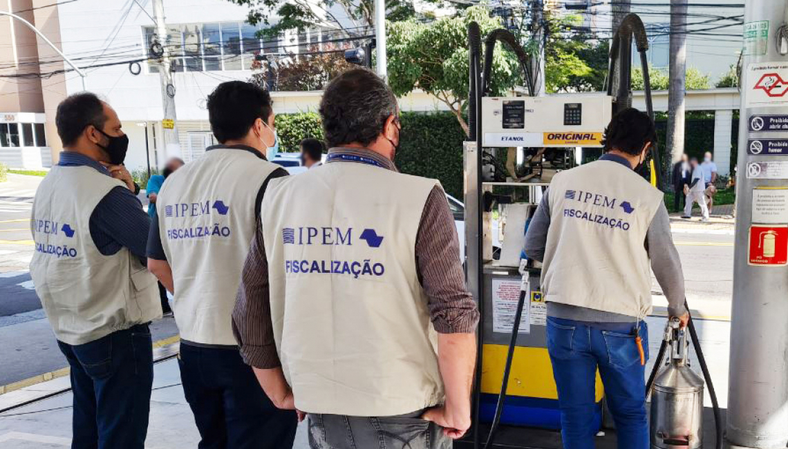 Ipem-SP encontra irregularidades em postos de combustíveis da capital, interior e litoral
