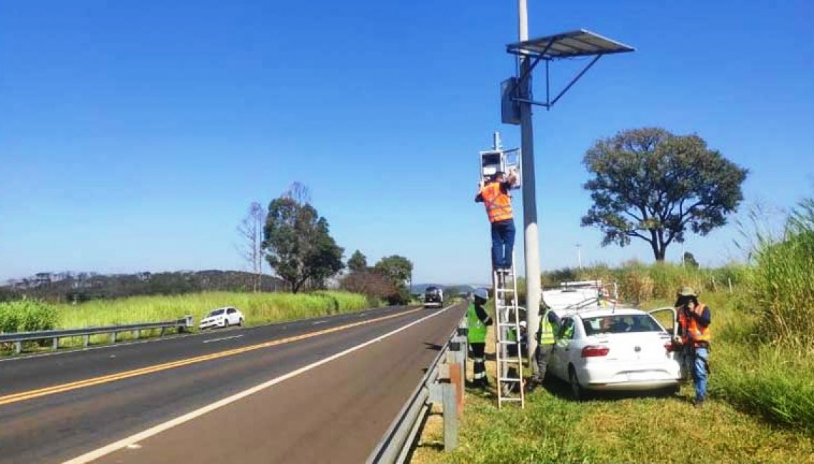 Ipem-SP verifica radar na Rodovia SP 255, em Trabiju