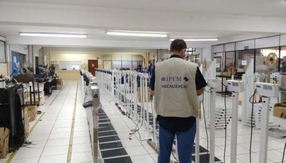 Ipem-SP verifica balanças no fabricante em Araçatuba  