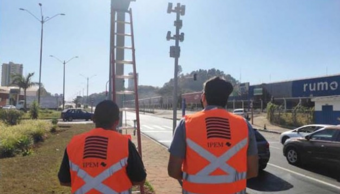 Ipem-SP verifica radar em Araraquara 