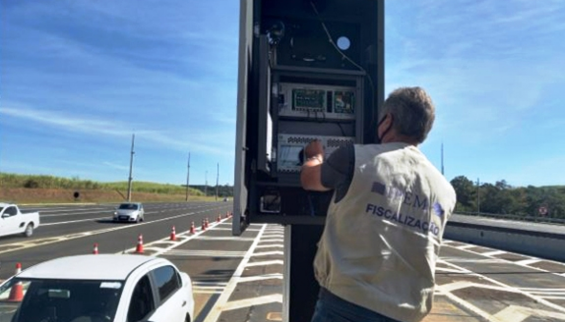 Ipem-SP verifica radares na Rodovia SP 310, em Rio Claro e Itirapina