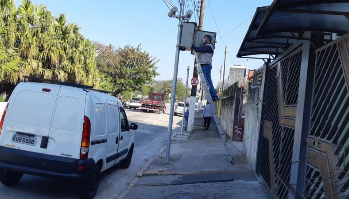 Ipem-SP verifica radares em Ribeirão Pires
