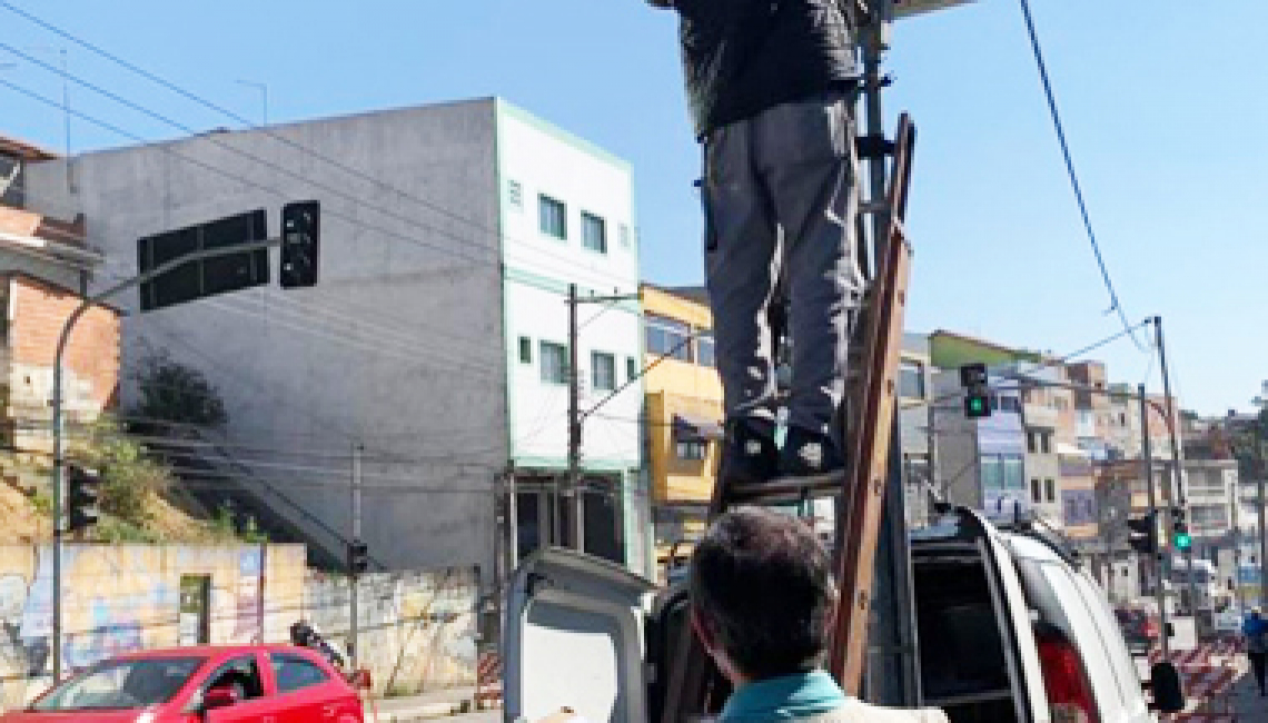 Ipem-SP verifica radares em Guarulhos 