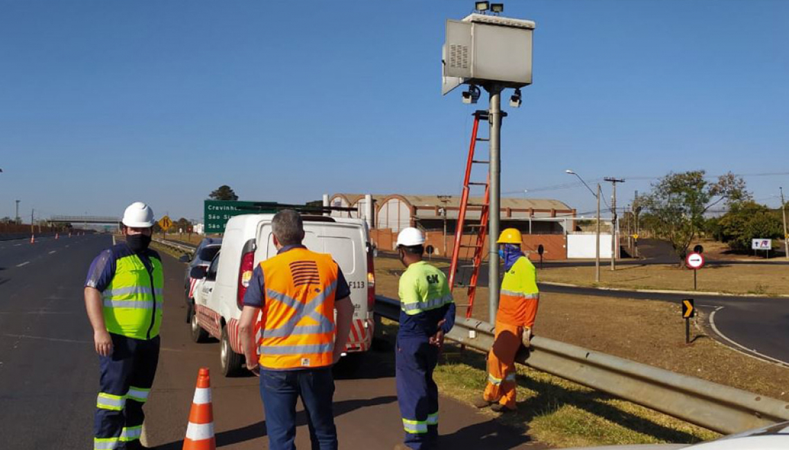 Ipem-SP verifica radar na Rodovia SP 330, em Ribeirão Preto 