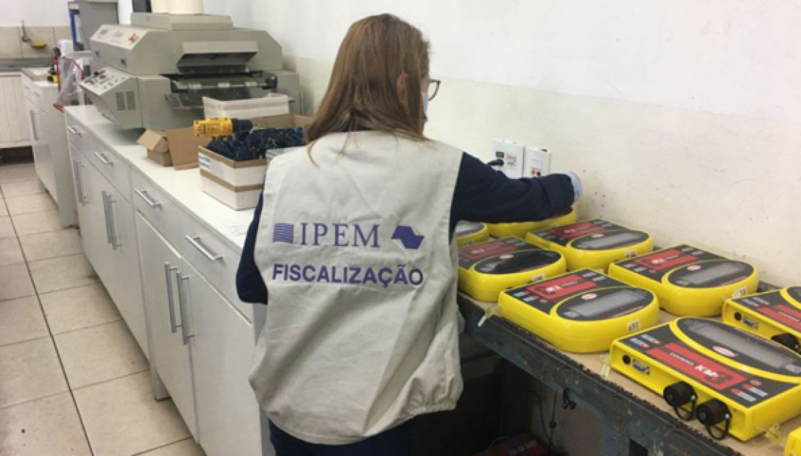 Ipem-SP verifica balanças no fabricante em Dracena   