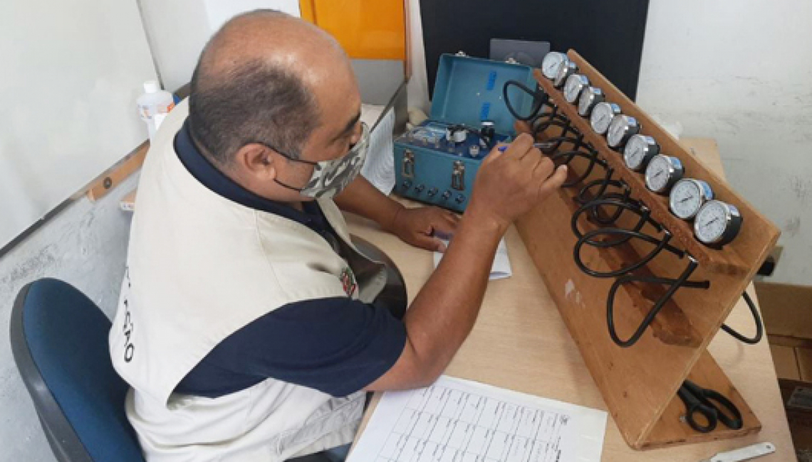 Ipem-SP verifica aparelhos de medir pressão arterial do hospital Padre Albino em Catanduva   