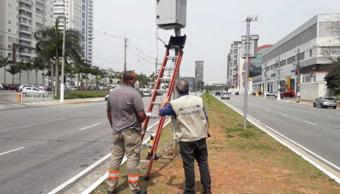 Ipem-SP verifica radar em São Bernardo do Campo 