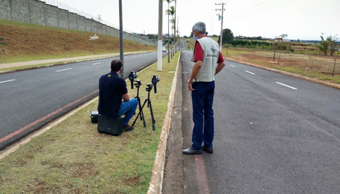 Ipem-SP verifica radares estáticos da Entrevias Concessionária de Rodovias, em Marília 