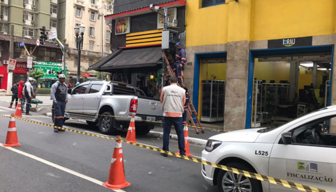 Ipem-SP verifica radares na rua Santa Ifigênia e na avenida São João, região central da capital 