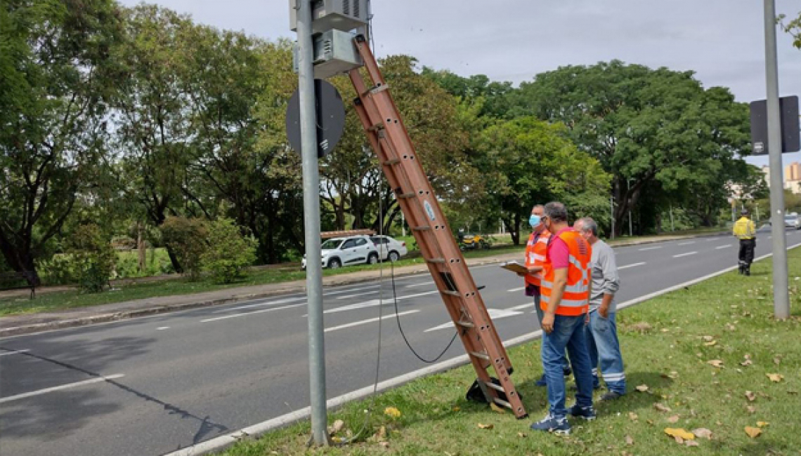 Ipem-SP verifica radar em Sorocaba 