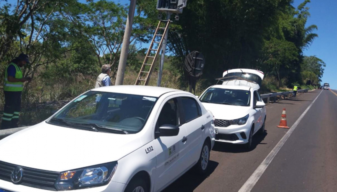 Ipem-SP verifica radar na rodovia SP 333, em Echaporã 