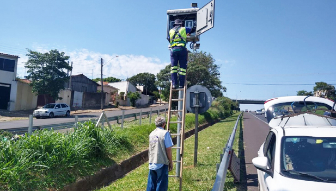 Ipem-SP verifica radar na rodovia SP 294, em Marília 