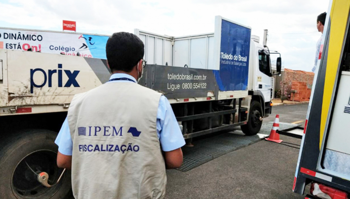 Ipem-SP verifica balança rodoviária em Araçatuba  