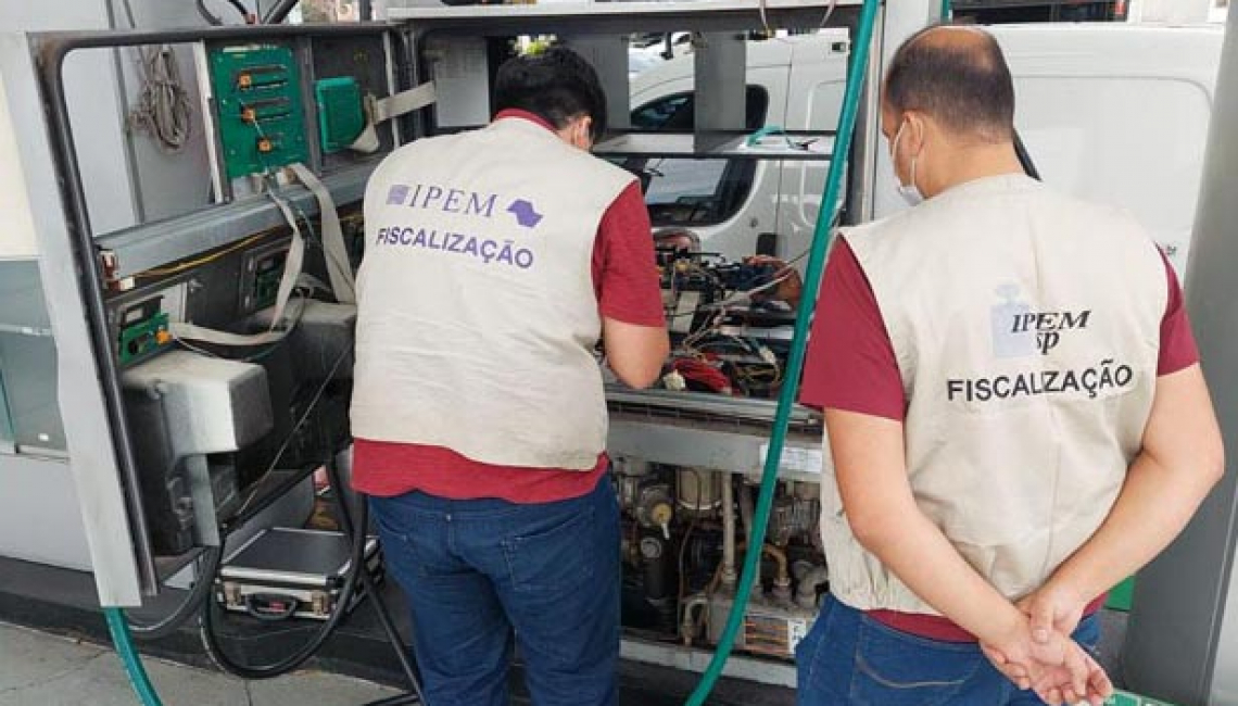 Ipem-SP flagra irregularidades em postos de combustíveis em Santo André e São Bernardo do Campo 