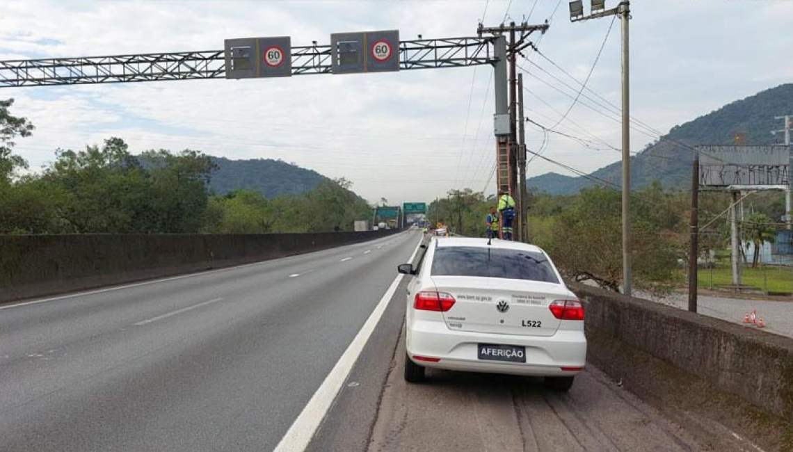Ipem-SP verifica radares na rodovia SP 150, em Cubatão
