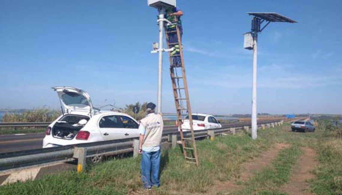 Ipem-SP verifica radares na rodovia SP 333, em Pongai