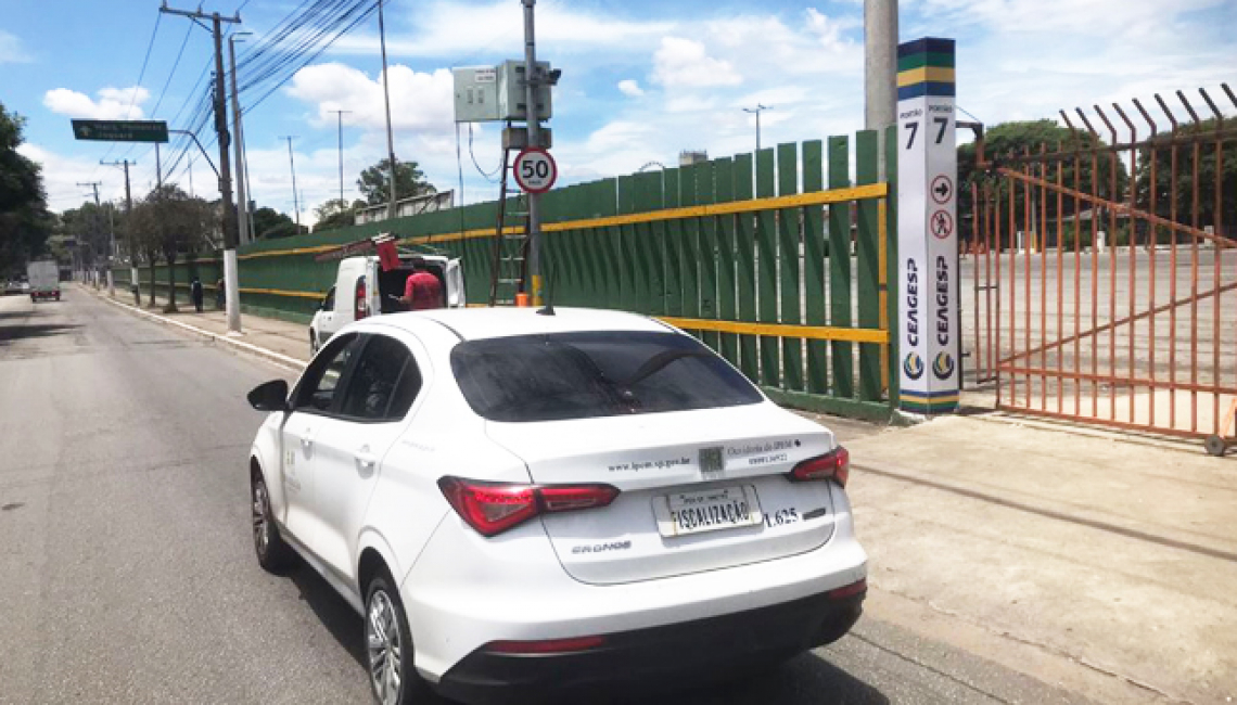 Ipem-SP verifica radares na avenida Gastão Vidigal, zona oeste da capital