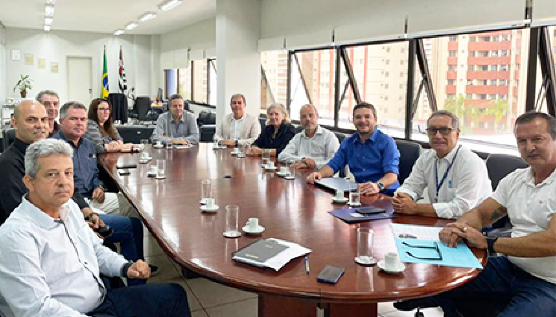 Ipem-SP reúne-se com representantes da Anpeci para futuras parcerias