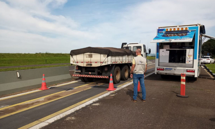 Ipem-SP verifica balanças dinâmicas nas rodovias SP 225 e SP 310, em Brotas e Itirapina