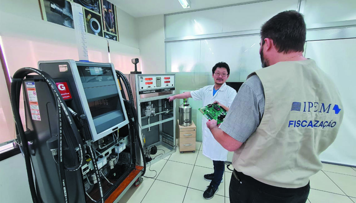 Ipem-SP tem Laboratório de Desenvolvimento de Tecnologia Antifraudes na área de combustíveis