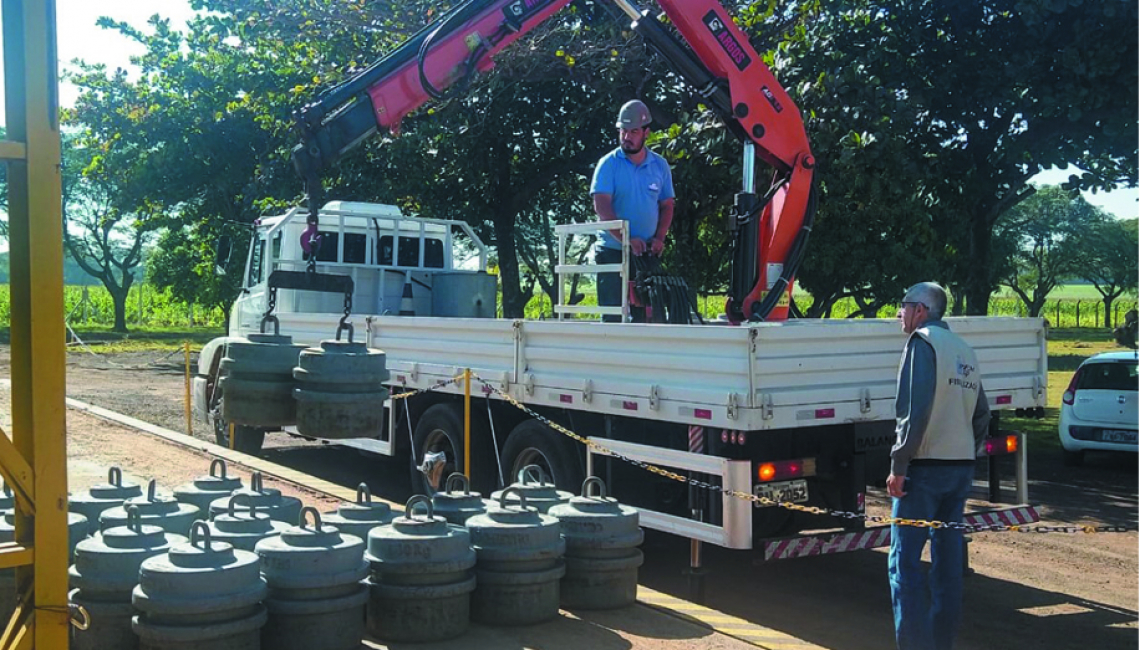 Ipem-SP verifica balança rodoviária na rodovia SP 437, em Maracaí