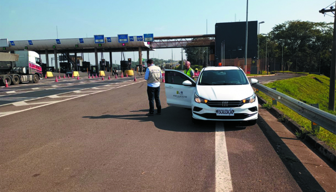 Ipem-SP verifica radares na praça de pedágio da rodovia SP 310, em Rio Claro