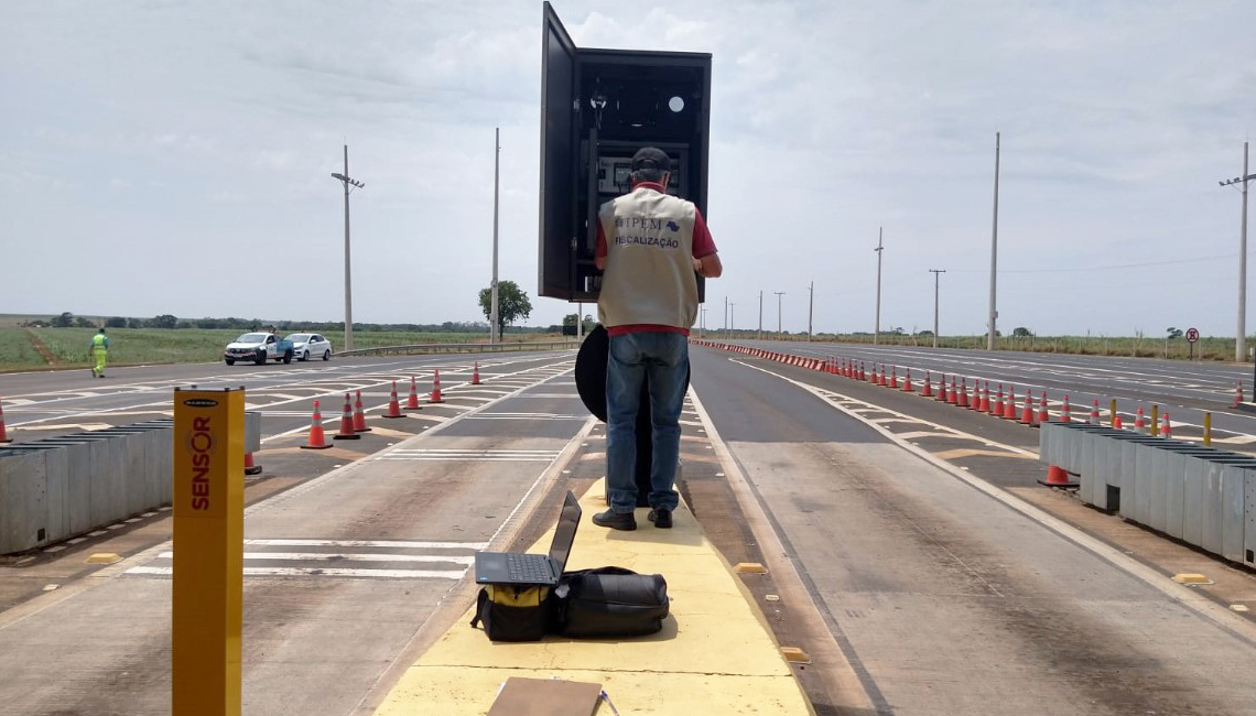 Ipem-SP verifica radares na rodovia SP 294, em Paraguaçu Paulista