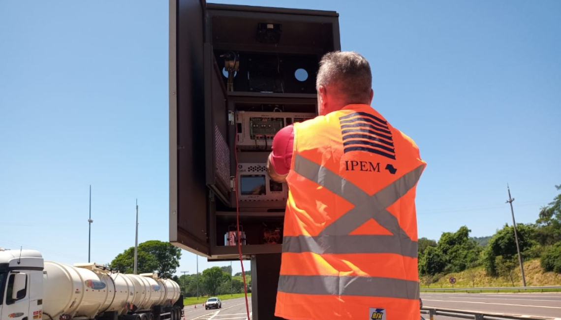 Ipem-SP verifica radares na rodovia SP 225, em Brotas e Itirapina