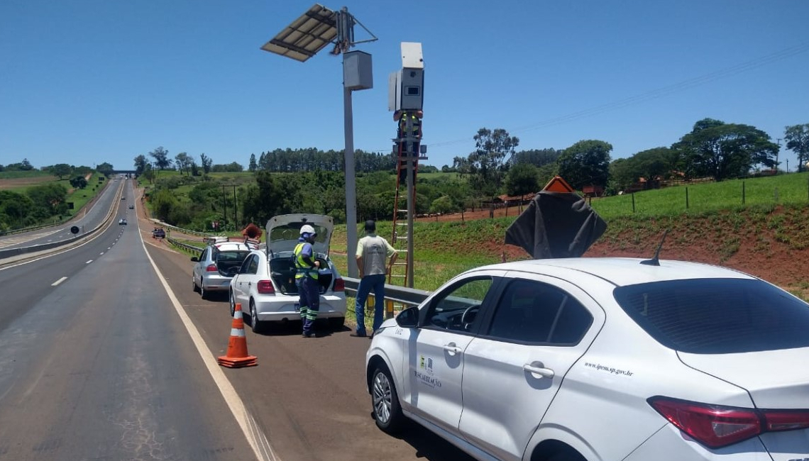 Ipem-SP verifica radar na rodovia SP 333, em Tarumã