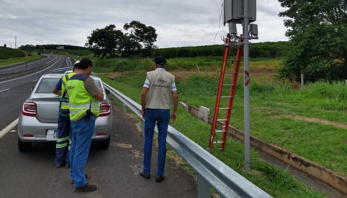 Ipem-SP verifica radar na rodovia SP 294, em Vera Cruz